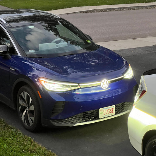 LED-badgekit voor VW ID.4, compatibel met auto's die zijn uitgerust met LED-lichtbalken aan de voorzijde - YURIK Accessoires