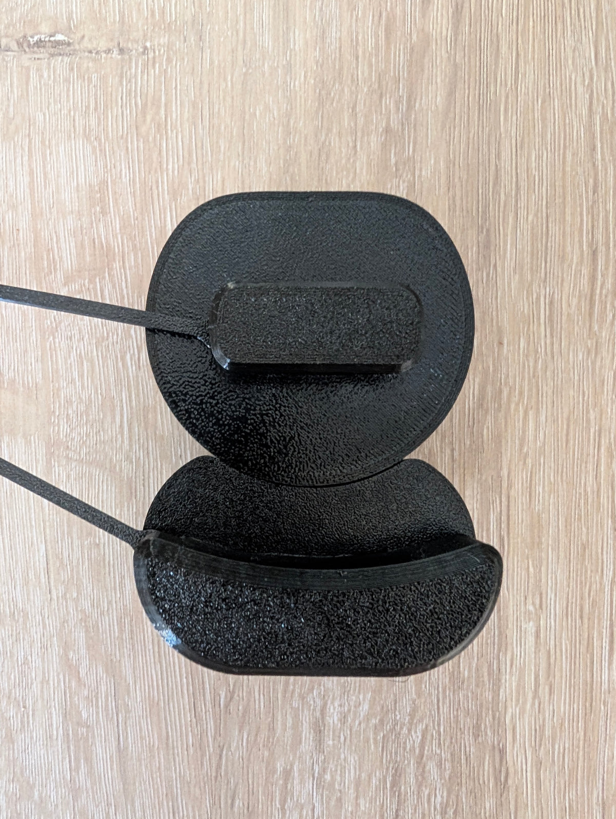 Electric vehicle charge port dust and moisture cover with low profile and swivel handle